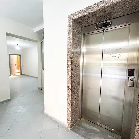 Apartment By The 1032